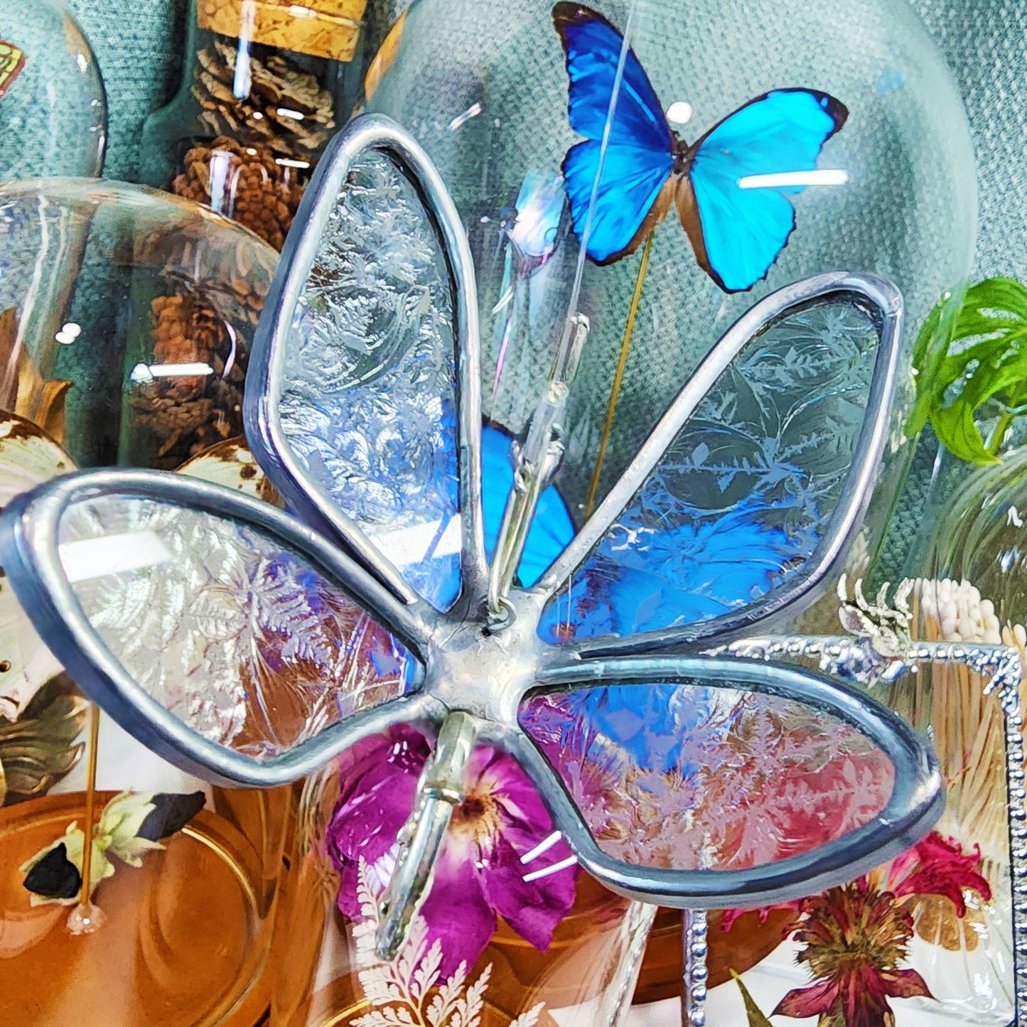 Clear Glue Chip - Flying Key - Stained Glass Suncatcher